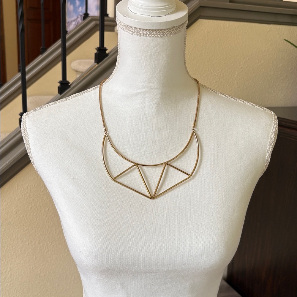 Elegant Gold Toned Geometric Necklace